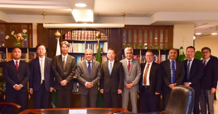 A delegation of Executive Directors of ADB called on Federal Minister for Finance and Revenue Senator Mohammad Ishaq Dar