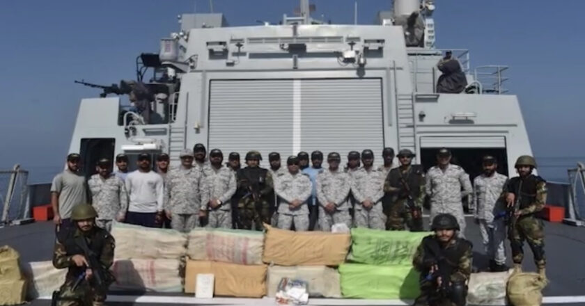 Pakistan Navy has foiled a major drug smuggling attempt in the Arabian Sea