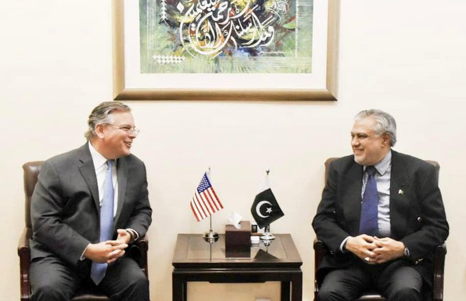 H.E. Mr. Donald Blome, Ambassador of theUSA to Pakistan called on Federal Minister for Finance and Revenue Mohammad Ishaq Dar