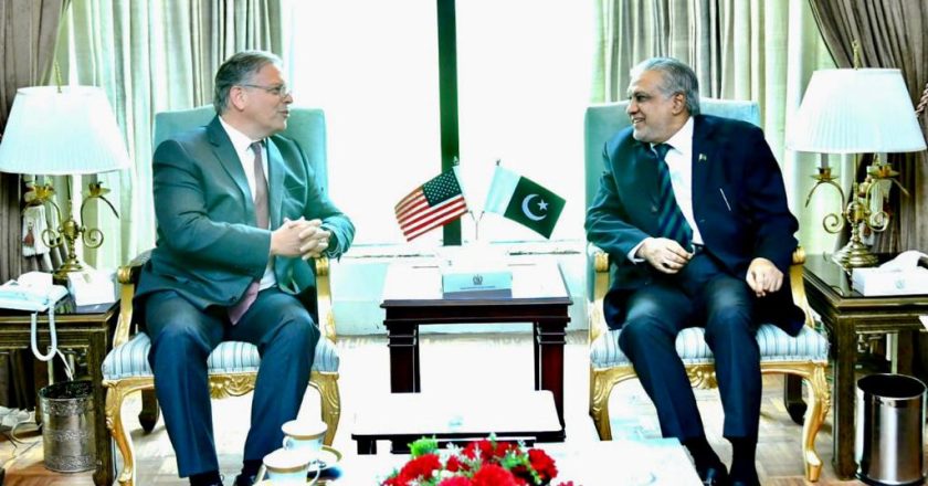 H.E. Mr. Donald Blome, Ambassador of the US to Pakistan called on Federal Minister for Finance and Revenue Senator Mohammad Ishaq Dar
