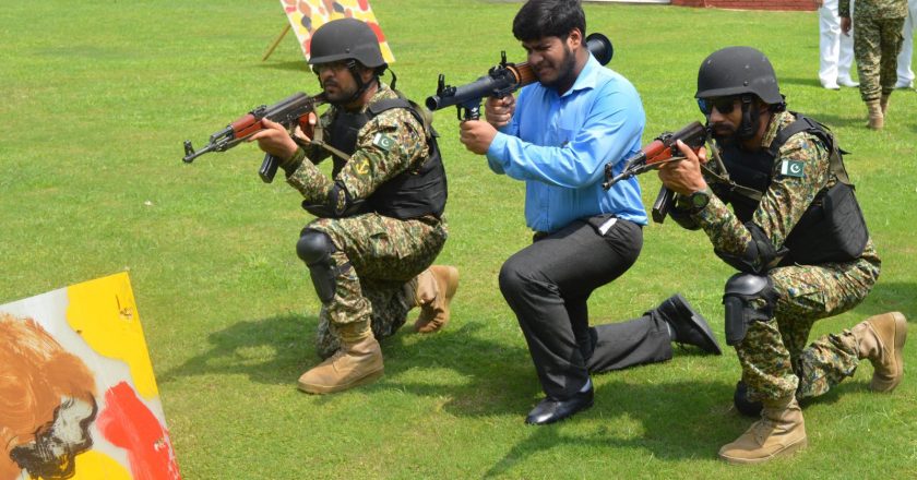 STUDENTS OF VARIOUS COLLEGES SPENT “A DAY WITH PAKISTAN NAVY”