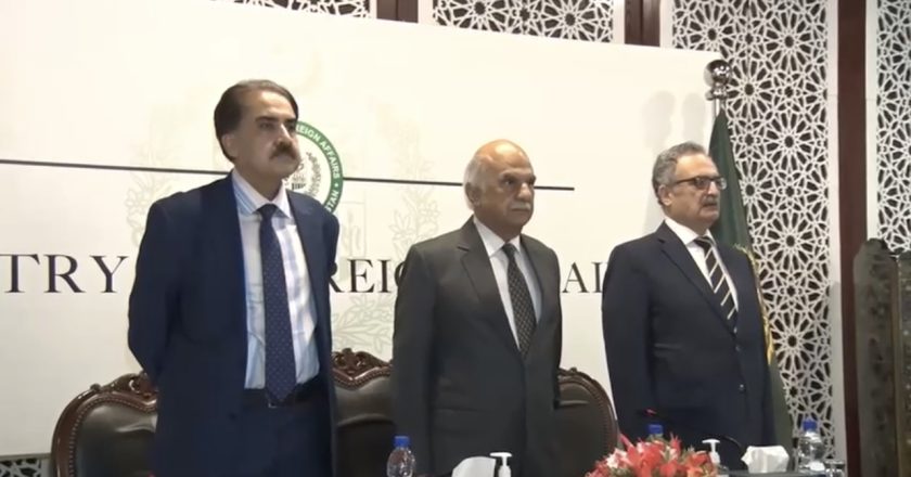 Briefing Session on Special Investment Facilitation Council (SIFC)