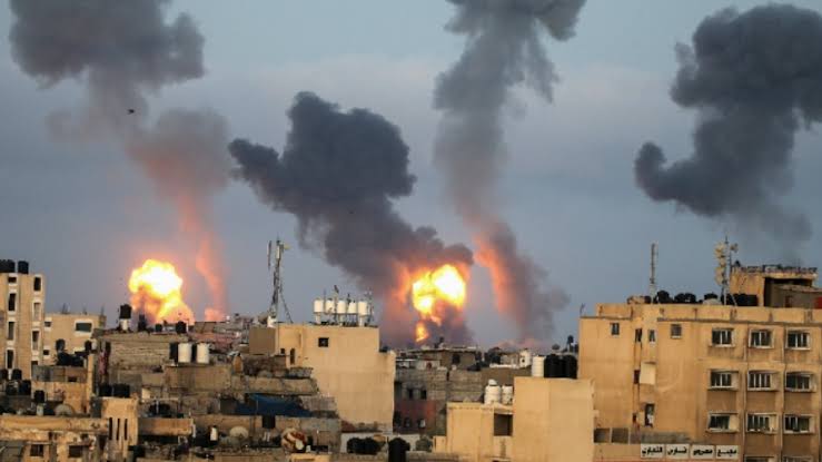 Pakistan strongly condemns Israeli attack on a hospital in Gaza