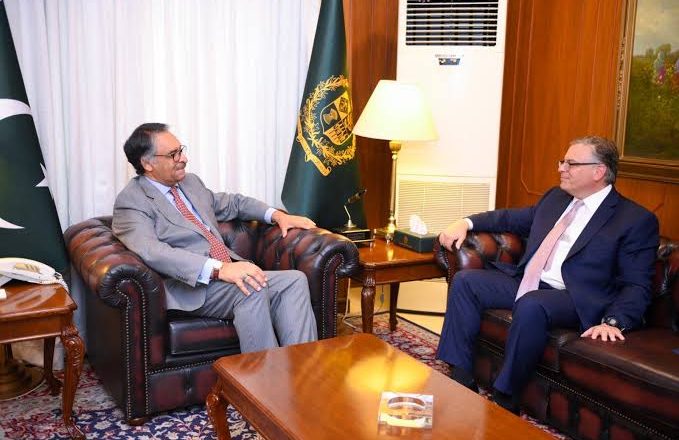 U.S. Ambassador Blome’s Meeting with Caretaker Foreign Minister Jilani