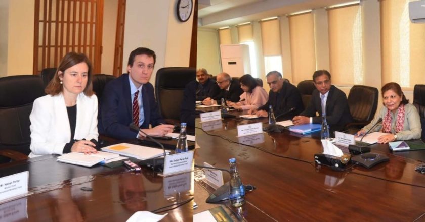 Caretaker Federal Minister for Finance, Revenue & Economic Affairs held a meeting with IMF review Mission led by IMF Chief
