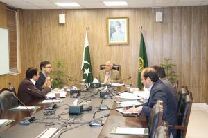 Planning Minister reviews progress on Water Resource, National Water Policy