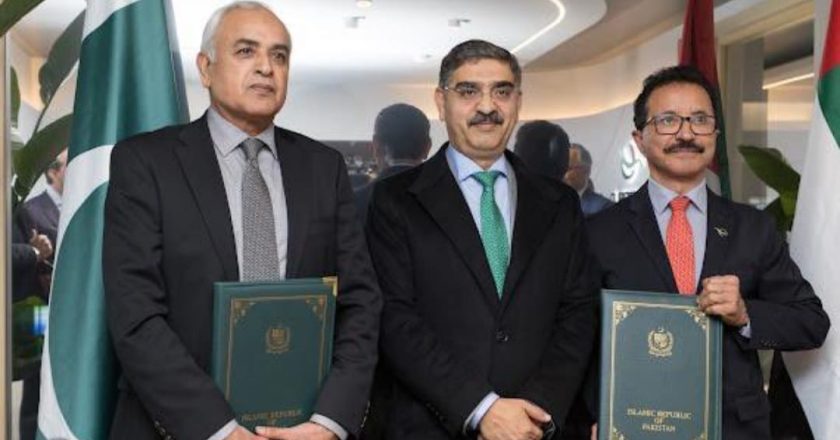 Governments of Pakistan and Dubai inks more than $3 billion investment pact on cooperation in railways, economic zones and infrastructure