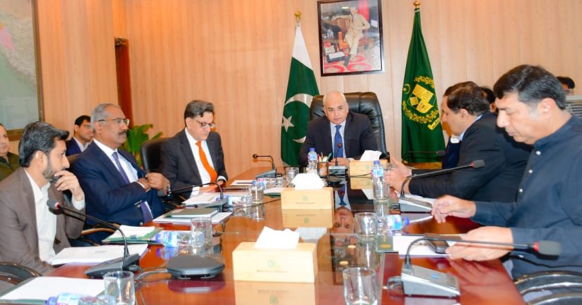 Federal Minister for Communication, Railways & Maritime Affairs commended efforts of Railways Staff and management