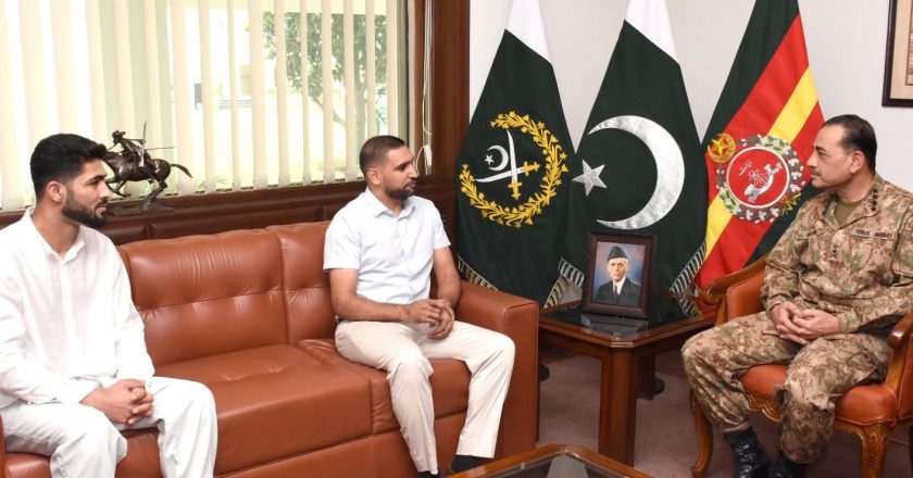 Boxing Legend Amir Khan and Martial Arts Champion Shahzaib Rind meeting with Chief of Army Staff (COAS)