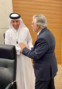 Ministry of Foreign Affairs 
(Office of the Spokesperson)
*****

*MEDIA NOTE* 

*Meeting of Deputy Prime Minister and Foreign Minister with the State Minister of Foreign Affairs of Qatar*

Deputy Prime Minister and Foreign Minister Mohammad Ishaq Dar today held a meeting with the State Minister of Foreign Affairs of Qatar Soltan bin Saad Al-Muraikhi on the margins of 15th OIC Islamic Summit in Banjul, The Gambia. 

The two sides discussed multi-faceted bilateral cooperation especially in the energy domain. They agreed to further expand trade and investment ties, and explore increased employment opportunities for Pakistanis in Qatar. They also exchanged views on a range of recent regional and global developments, especially in the Middle East. 

The two leaders also expressed solidarity with the people of Palestine and underlined the urgency of an immediate ceasefire in Gaza and unimpeded delivery of humanitarian aid for the people of Gaza.

Islamabad
4 May 2024
the pakistan times
