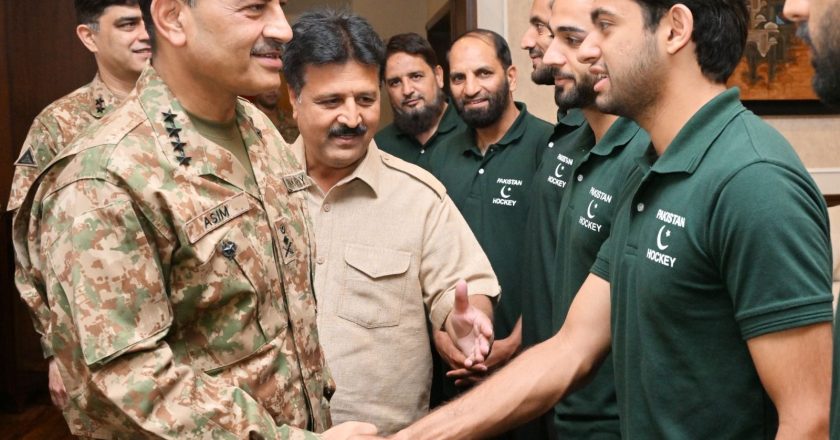 Chief of Army Staff (COAS), received the Pakistan Hockey team at General Headquarters Rawalpindi