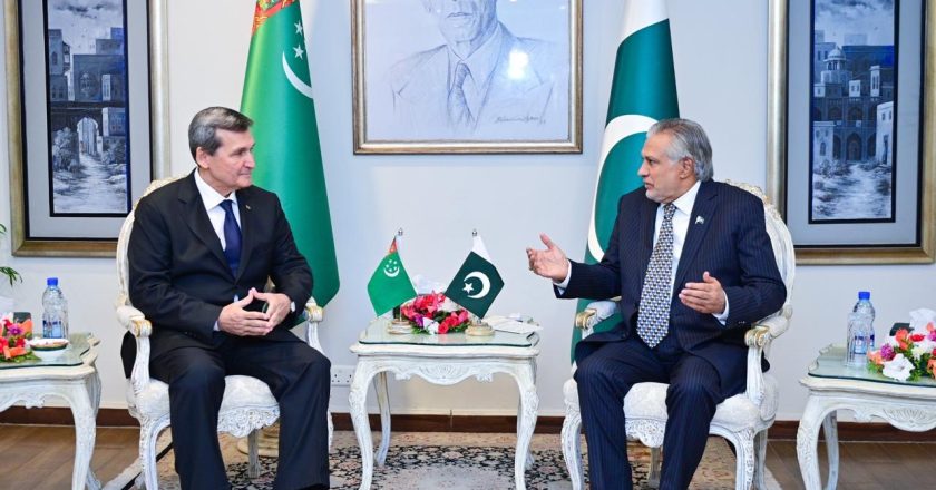 Pakistan Deputy Prime Minister and Foreign Minister  held talks with Deputy Chairman of the Cabinet of Ministers and Minister for Foreign Affairs of Turkmenistan