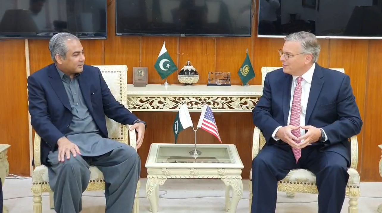 US Ambassador Donald Bloom arrived at the Ministry of Interior