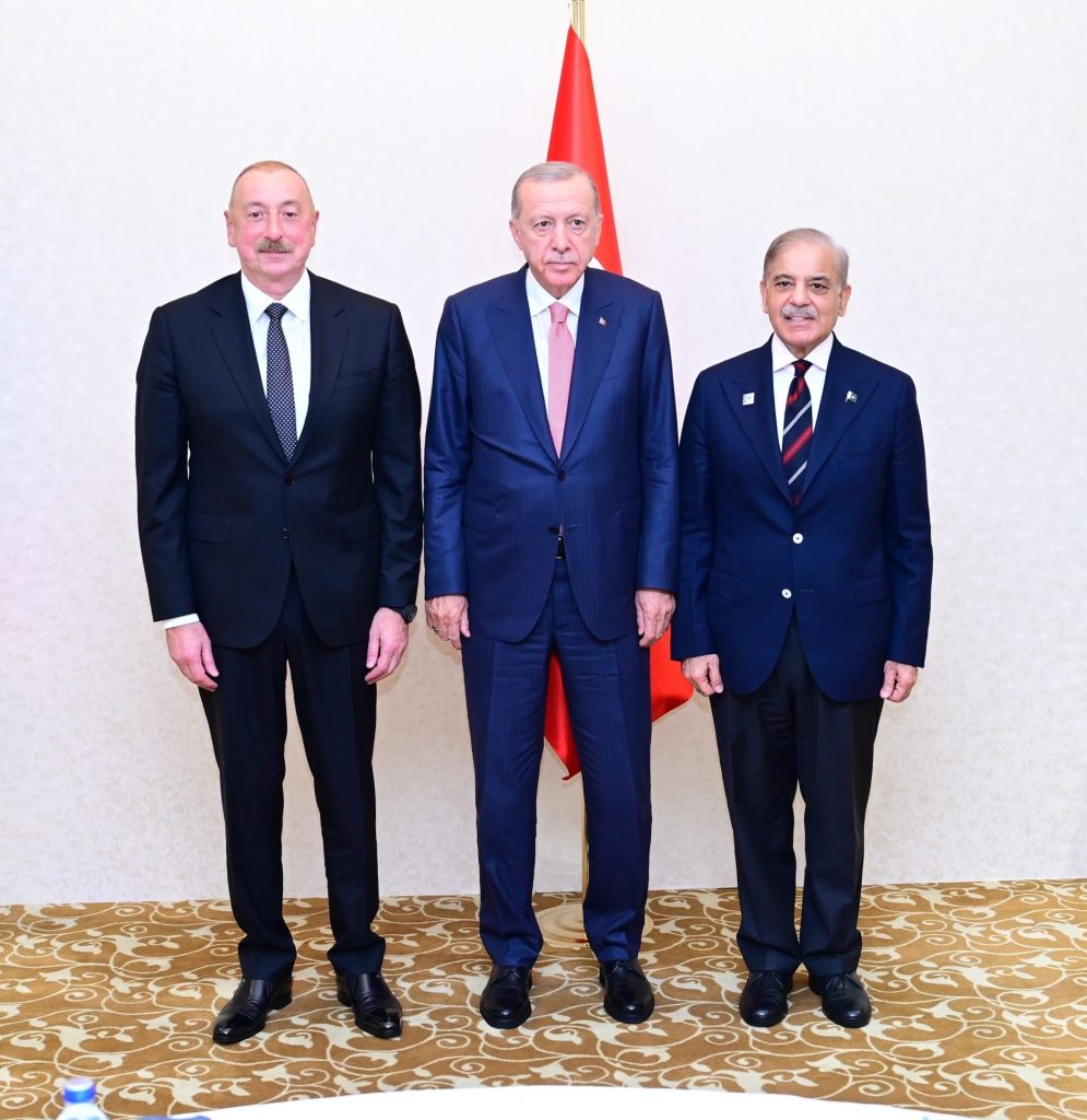 Pakistan-Turkiye-Azerbaijan Trilateral Summit was held on the sidelines of Shanghai Cooperation Organization (SCO)