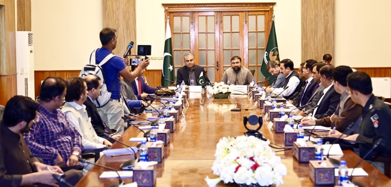 Interior Minister Mohsin Naqvi along with Chief Minister Balochistan chairing an important law and order meeting in Quetta