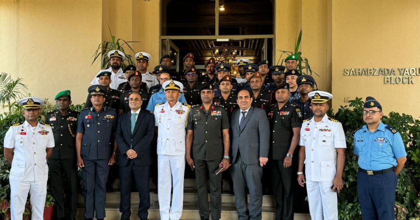 Delegation from Defence Services Command and Staff College, Sri Lanka visited the Ministry of Foreign Affairs