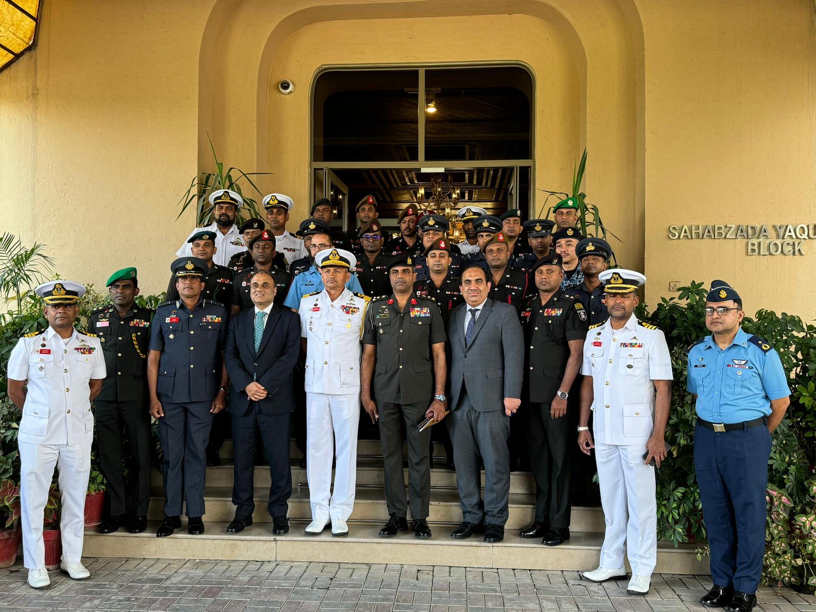 A delegation from Defence Services Command and Staff College, Sri Lanka visited the Ministry of Foreign Affairs. The delegation was briefed on the functioning of the Ministry, important facets of Pakistan’s foreign policy and different dimensions of Pakistan-Sri Lanka relations.
The pakistan Times
Pakistan Times
Daily the pakistan Times
