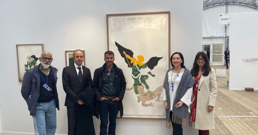 Ambassador Asim Iftikhar Ahmad visited Asia NOW a leading Paris art fair