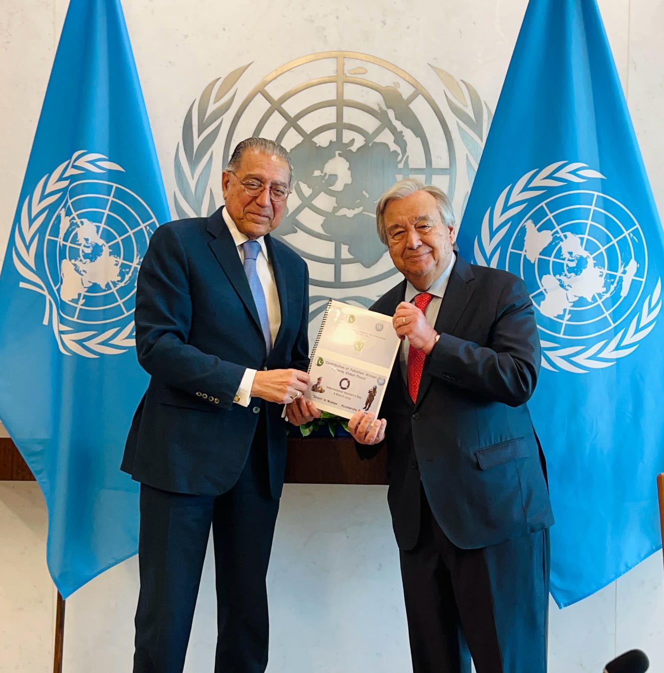 *The Permanent Mission of Pakistan to the United Nations*
*(Information Section)*
*****

*Press Release*

*Ambassador Munir Akram calls on the UN Secretary General*

Ambassador Munir Akram, permanent representative of Pakistan to the United Nations, called on UN Secretary General H.E. Antonio Guterres at the United Nations headquarters today. 

They discussed the preparations for the forthcoming Summit of the Future in the meeting and hoped that the Summit outcome would help in responding to the priority needs of the developing countries.

Speaking on the occasion, the Pakistani envoy commended the UN Secretary General’s commitment to the sustainable development goals (SGDs) agenda and said that latter’s leadership would be pivotal in shaping win-win outcomes.  

Ambassador Akram also handed over a booklet to the UN Secretary General on the occasion that featured the contribution of Pakistani female peacekeepers towards the establishment and maintenance of global peace and security under the umbrella of the United Nations.

March 8, 2024
New York
The Pakistan Times
Pakistan Times
