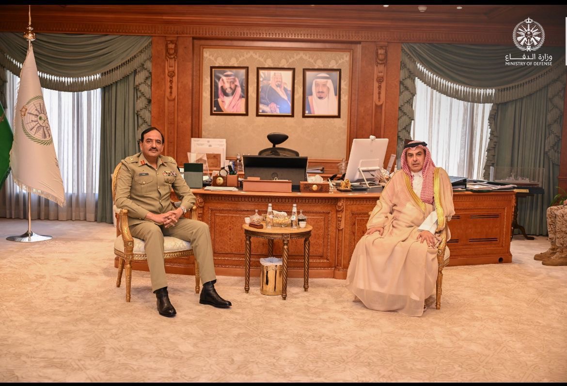 *ISPR* *Rawalpindi, 12 October 2024:* 7th Meet of *Pakistan-KSA Bilateral Defence Industrial Forum* was held at Riyadh, KSA on *10 Oct 24*. Pakistan tri services delegation was led by *Lt Gen Muhammad Avais Dastgir, CGS Pak Army*, whereas, H.E. *Engr Talal Bin Abdullah Al Otaibi, Assistant Defence Minister* led the the Saudi Arabian side. During the meeting, CGS affirmed Pakistan’s continuing support towards capacity building of Royal Saudi Defence Forces. The dignitary from KSA acknowledged Pakistan’s achievements and sacrifices in war against terrorism and its valuable contributions towards regional peace and stability. The forum discussed challenges to global and regional security and their implications on Defence Forces. Forum noted that rapid advancements in modern technologies necessitated further enhancing defence industrial cooperation in critical capabilities between the two brotherly countries. In this context, progress of ongoing areas of collaboration was reviewed while new areas of collaboration were also agreed. Thepakistantimes Paksitantimes Daikytgepaksitantimes 