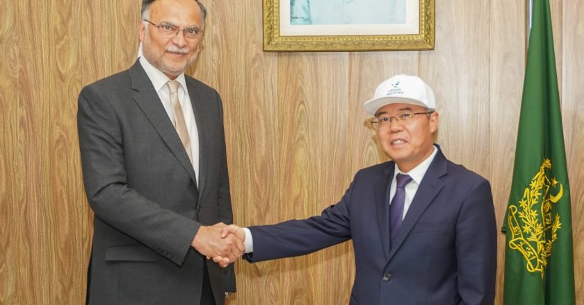 Ahsan Iqbal and Chinese ambassador discuss future areas of collaboration