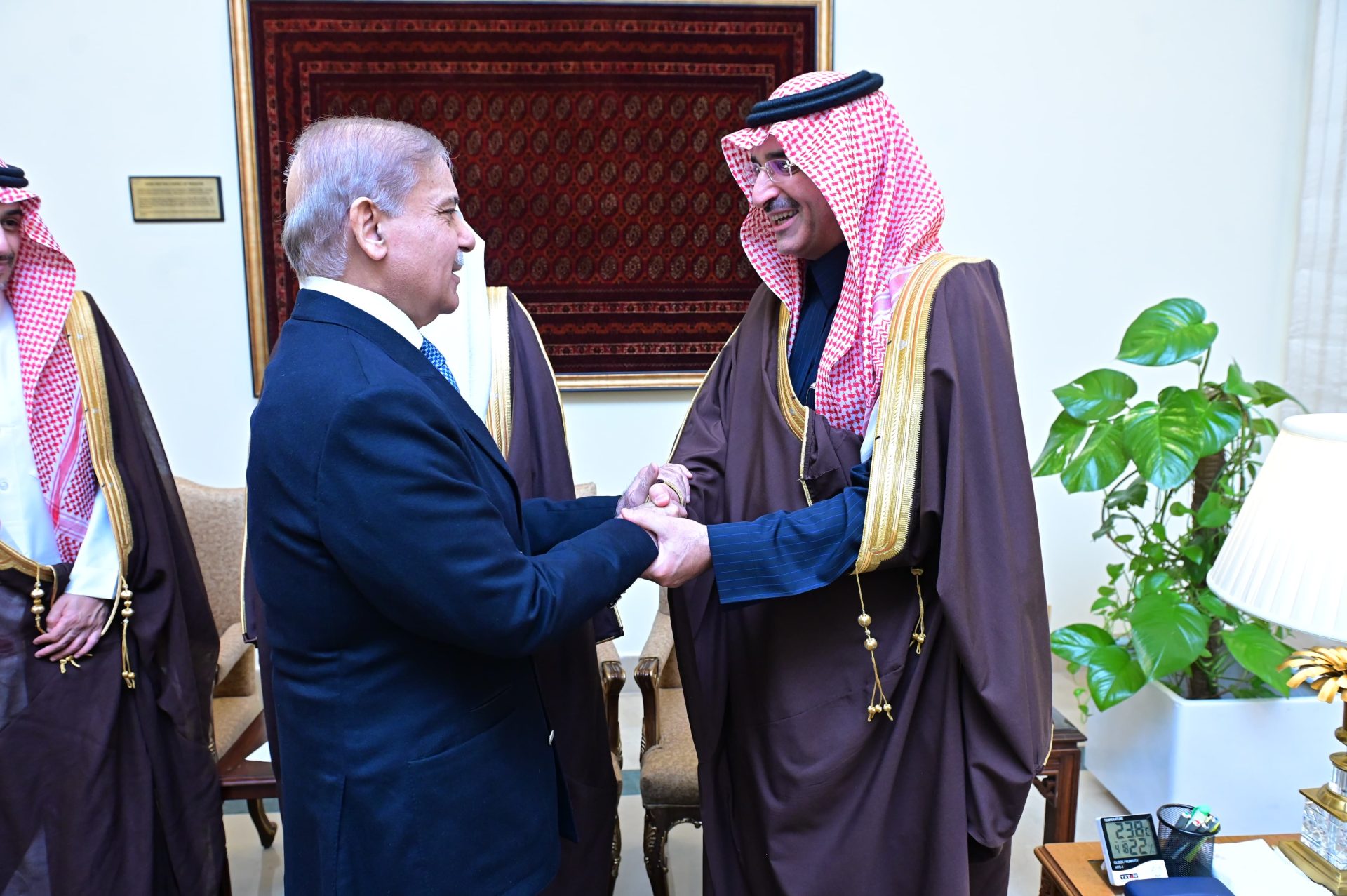 Saudi Fund for Development (SFD) delegation calls on the Prime Minister