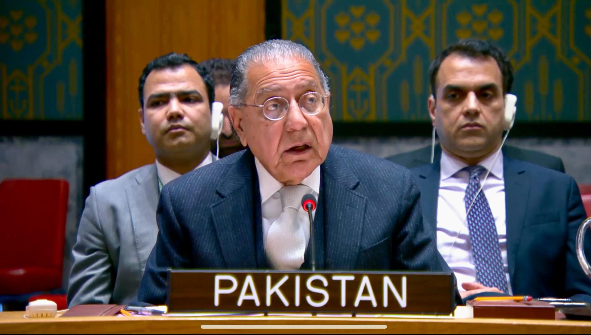 
Pakistan Calls on Warring Parties to Prioritize Dialogue Over Hostilities 
