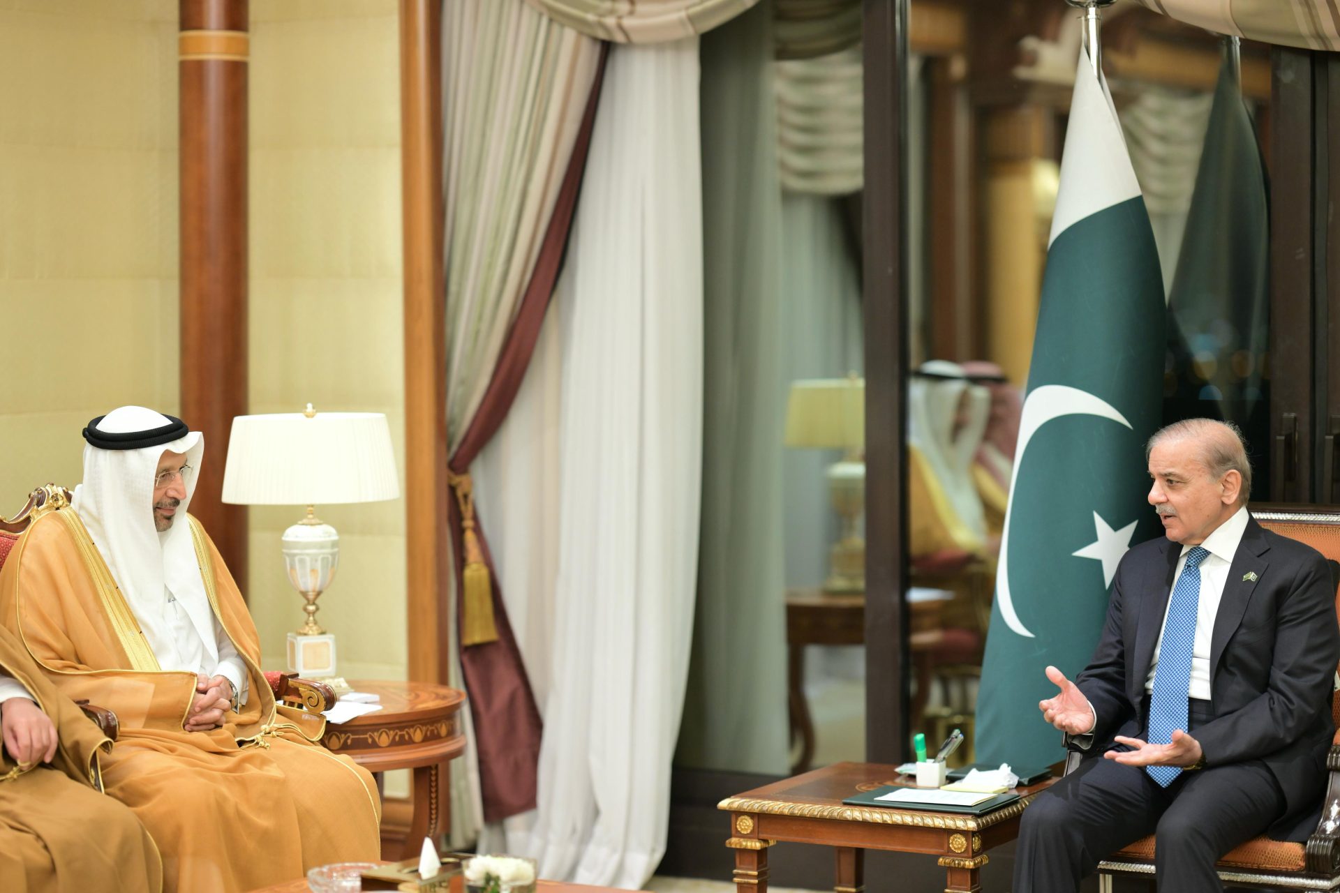 Prime Minister Muhammad Shehbaz Sharif met with Saudi Investment Minister 