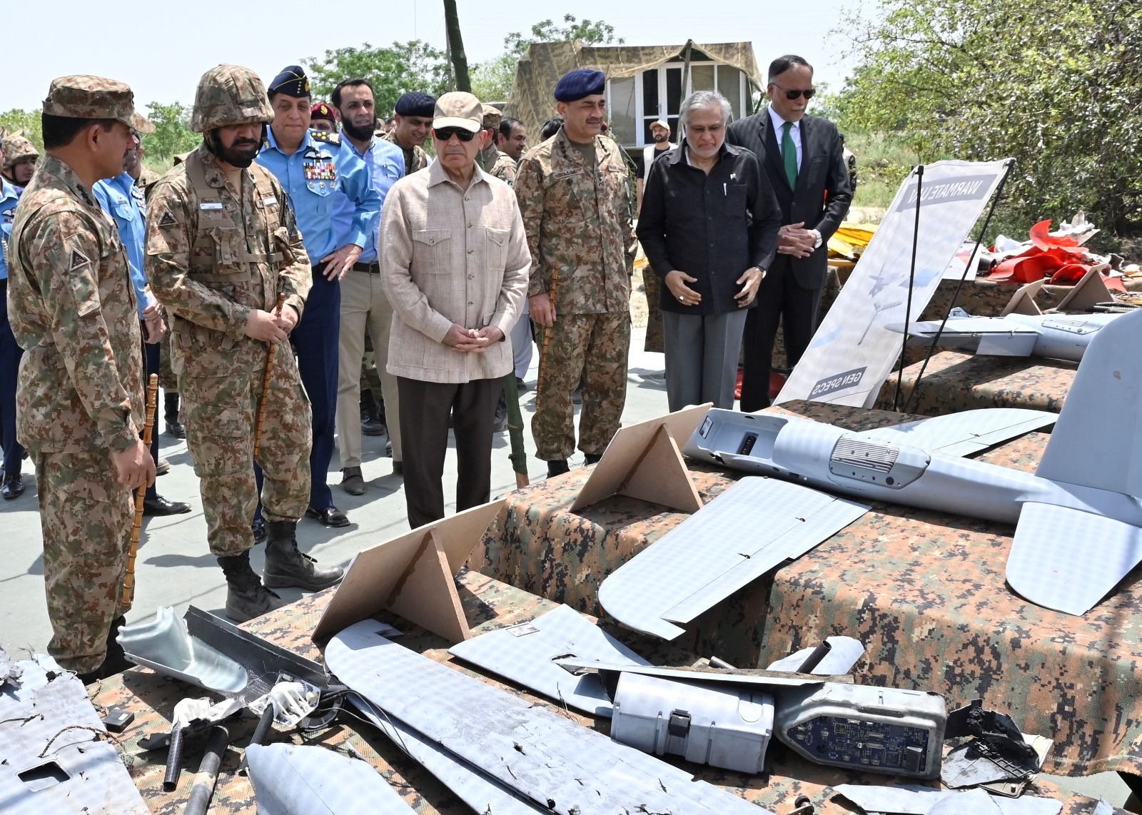 *ISPR*
*Rawalpindi, 14 May 2025*:
The Honourable Prime Minister of Pakistan, Mr. Muhammad Shehbaz Sharif, accompanied by Deputy Prime Minister / Foreign Minister, Defence Minister, Minister for Planning and Development, Information Minister, visited Pasrur Cantonment, Sialkot, today to commend the exceptional bravery and professionalism of the troops during Operation Bunyanum Marsoos, part of The Marqa-e-Haq. Chief of Army Staff General Syed Asim Munir, NI (M) and Chief of Air Staff, Air Marshal Zaheer Ahmed Baber Sidhu, NI (M) were also present during the visit.During the visit, the Prime Minister received a comprehensive briefing on the conduct of the battle and the current operational preparedness of the Corps.Commending the Armed Forces on their exemplary performance in the Marka-e-Haq, the Prime Minister stated, “The valiant Armed Forces of Pakistan, fortified by the unwavering resolve of the nation, defended the motherland in a heroic manner and dealt a decisive blow to the adversary’s dastardly aggression. History will eternally record, how within few hours, Pakistan’s defenders extinguished India’s unprovoked aggression with unmatched precision and resolve.”Interacting with officers and brave men at the frontline, the Prime Minister lauded their high morale, exceptional professionalism, and unflinching readiness.The Prime Minister further affirmed, “Pakistan takes immense pride in its brave sons; they are the crown jewels of the nation.” He said that the blatant aggression against innocent civilians resulting into martyrdom of children, women and elderly and calling them terrorists is utterly shameful and against all international laws, norms and morality. He stated that despite our offer of neutral investigations, India deliberately evaded such a path, as they had nothing to prove and based on a false pretext and bloated arrogance and ego, launched the offensive, for which it has got a very befitting response., Alhumdulillah” The Prime Minister also said that our martyers have always been our pride and the nation shall eternally remain indebted to them.Upon arrival, the Prime Minister was warmly received by the Chief of Army Staff and Corps Commander Gujranwala.
The Pakistan Times News