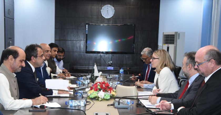 Federal Minister for Power, Sardar Awais Ahmad Khan Leghari, held a meeting with delegation led by Ms. Anna Bjerde, Managing Director Operations of the World Bank.