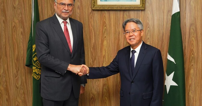 Federal Minister for Planning, Development and Special Initiatives, Professor Ahsan Iqbal, met with the Ambassador of China to Pakistan, Jiang Zaidong