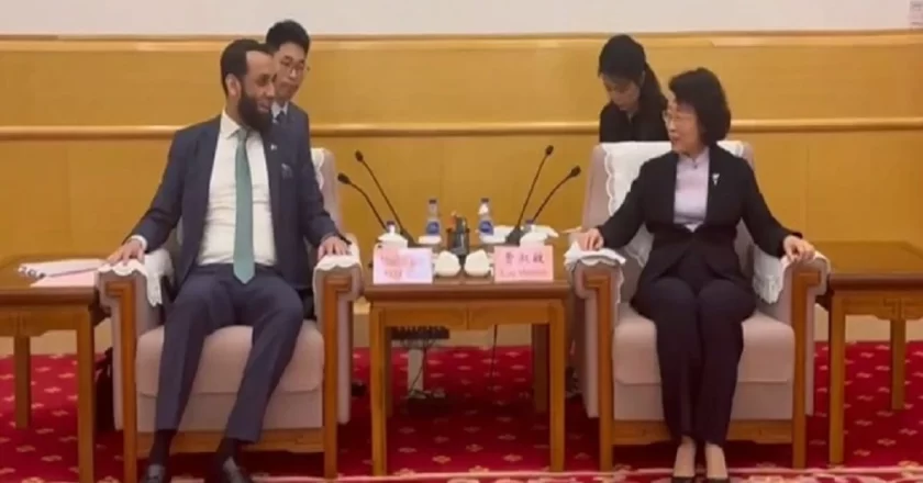 Federal Minister of Information Meeting with Deputy Head of the Publicity Department of the CPC Central Committee