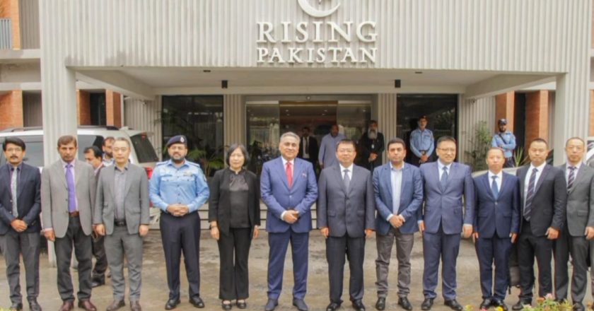 A High-level Chinese delegation visits Passport Headquarters