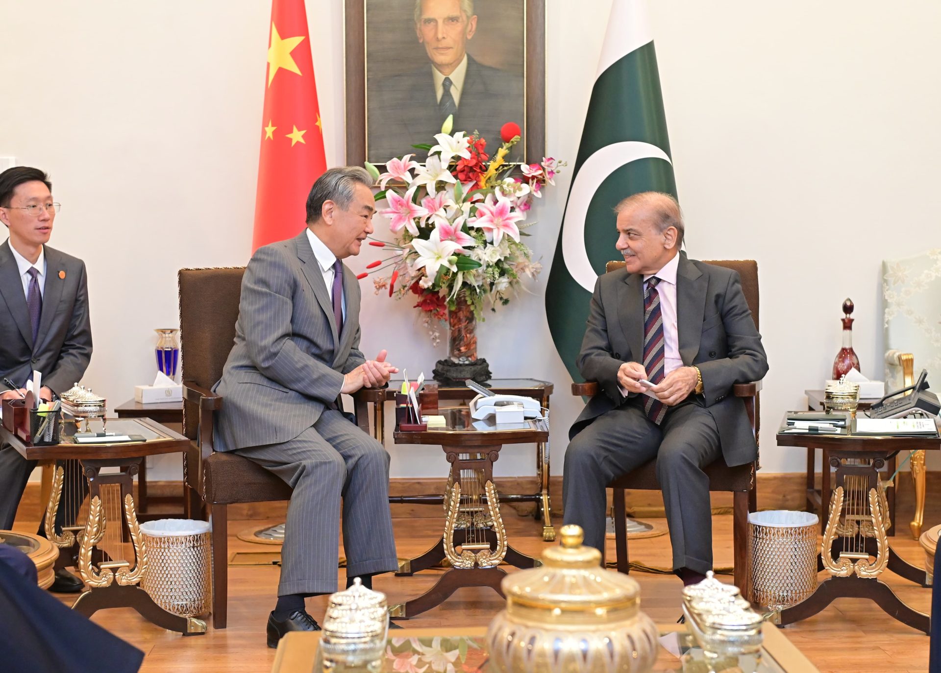 Prime Minister Meets Chinese Foreign Minister Wang Yi