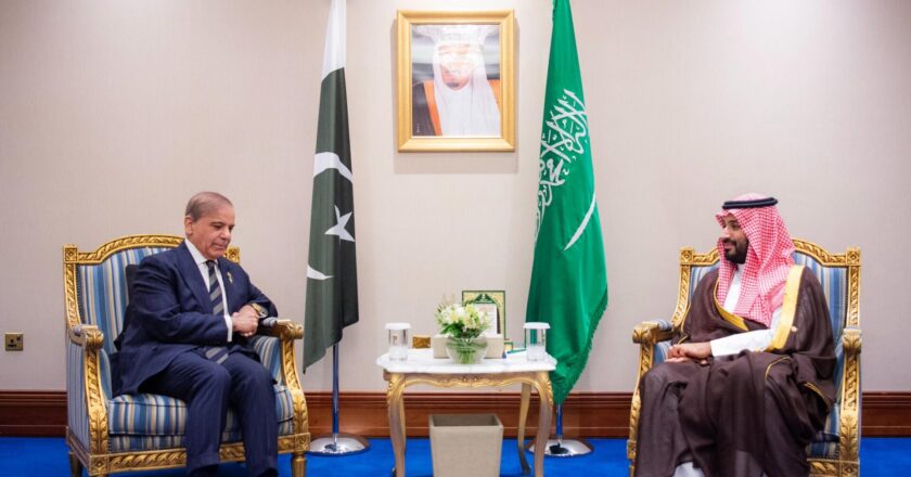 Prime Minister Shehbaz Sharif Meets HRH Crown Prince Mohammed bin Salman on the Sidelines of the Emergency Arab–Islamic Summit in Doha