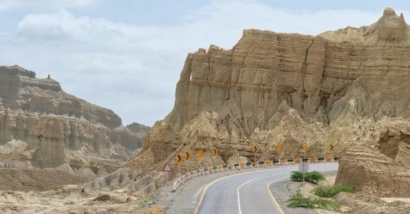 بلوچ یکجہتی کمیٹی کا چھپا ہوا کردار کیسے ایک“حقوق کی تحریک”عسکریت پسندی کا پردہ بنی