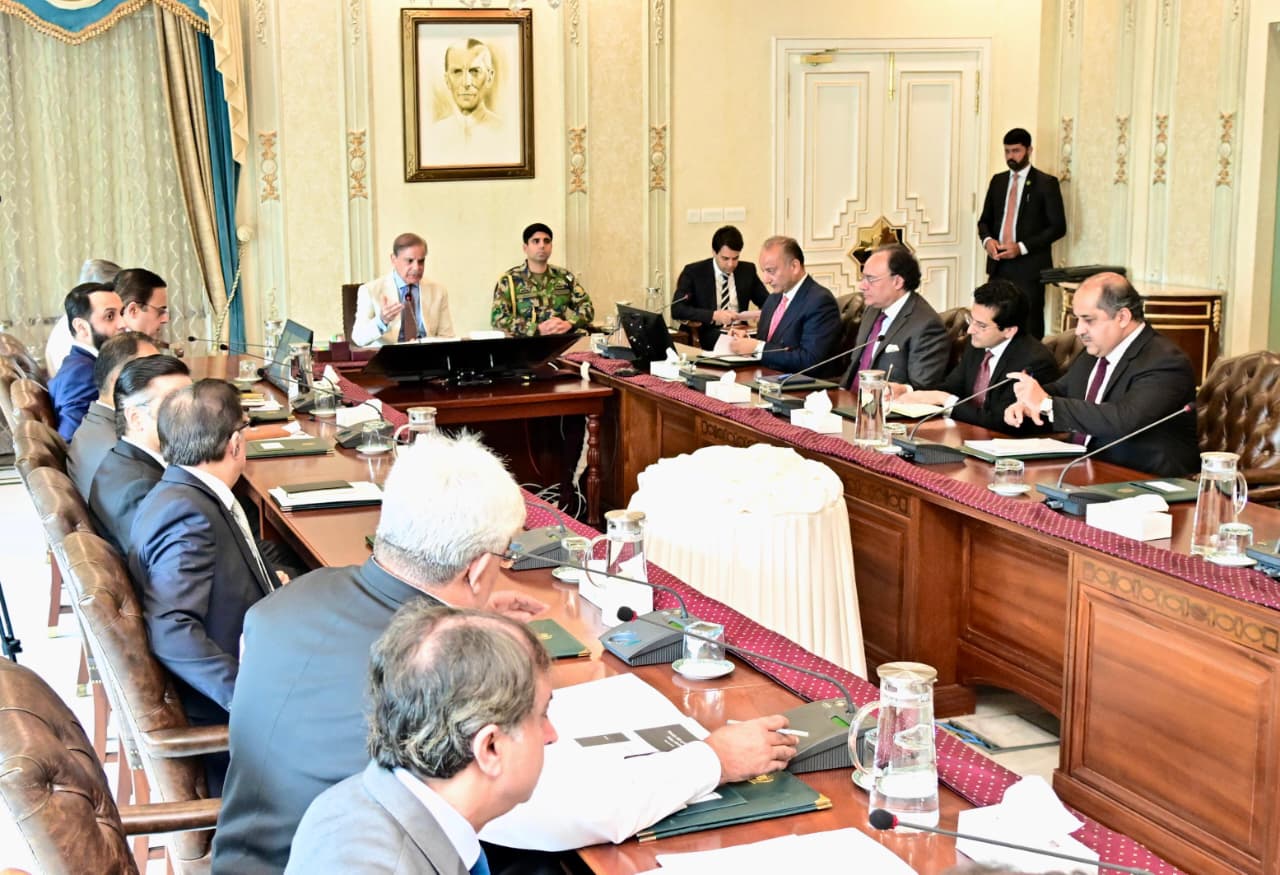 Prime Minister Chairs Meeting on Measures Against Tax Evasion and Facilitation for Taxpayers