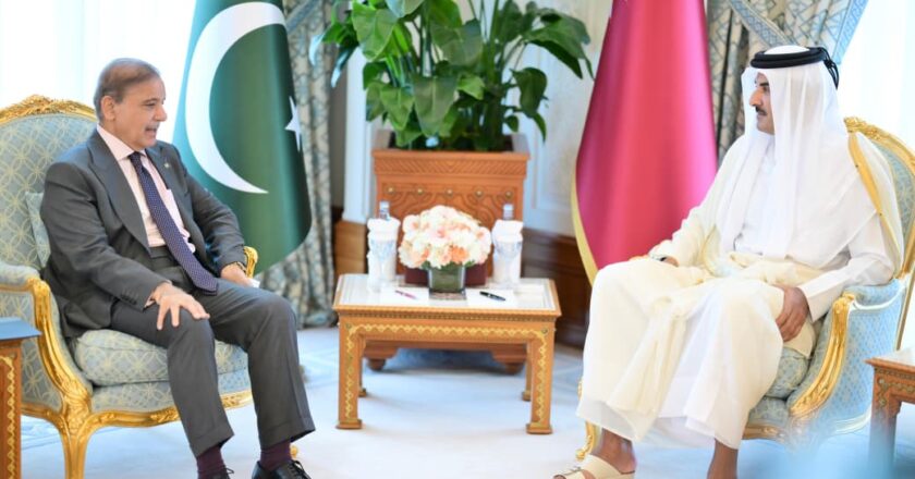 Prime Minister Meets Emir of Qatar on Sidelines of Emergency Arab–Islamic Summit in Doha