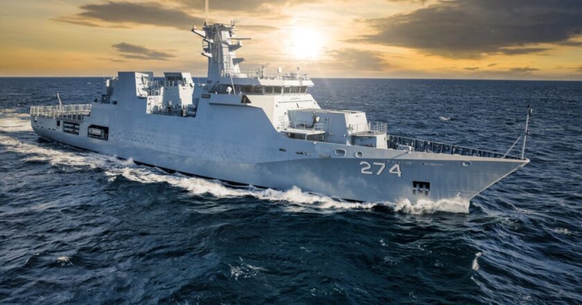 Pakistan Navy Ship Yarmook Seizes Over $972 Million Worth of Narcotics in Arabian Sea
