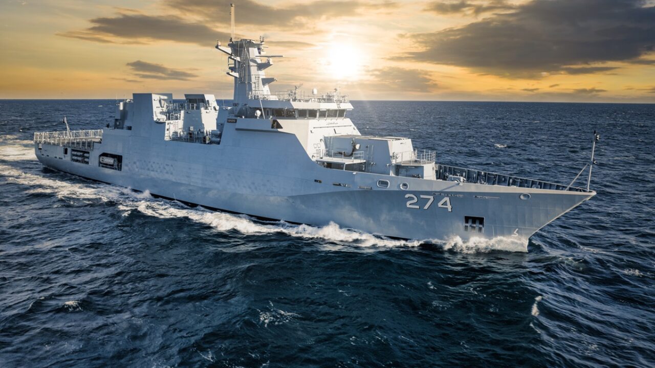 Pakistan Navy Ship Yarmook Seizes Over $972 Million Worth of Narcotics in Arabian Sea