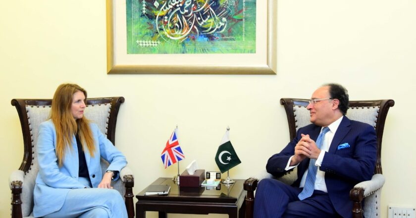 Finance Minister Senator Muhammad Aurangzeb Meets British High Commissioner to Discuss Economic Reforms and Bilateral Cooperation