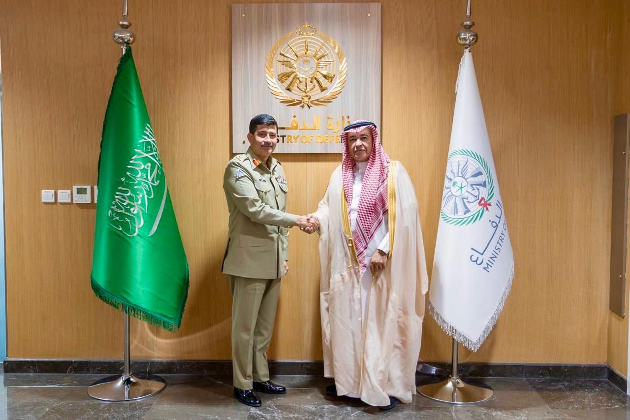 CGS Pakistan Army Lt Gen Syed Aamer Raza Calls on Saudi Chief of General Staff Gen Fayyadh Al-Rowaily in Riyadh