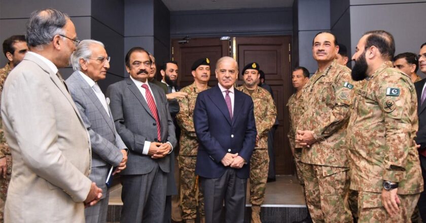 Prime Minister Muhammad Shehbaz Sharif Visits GHQ; Receives Detailed Briefing on Pakistan-Afghanistan Situation