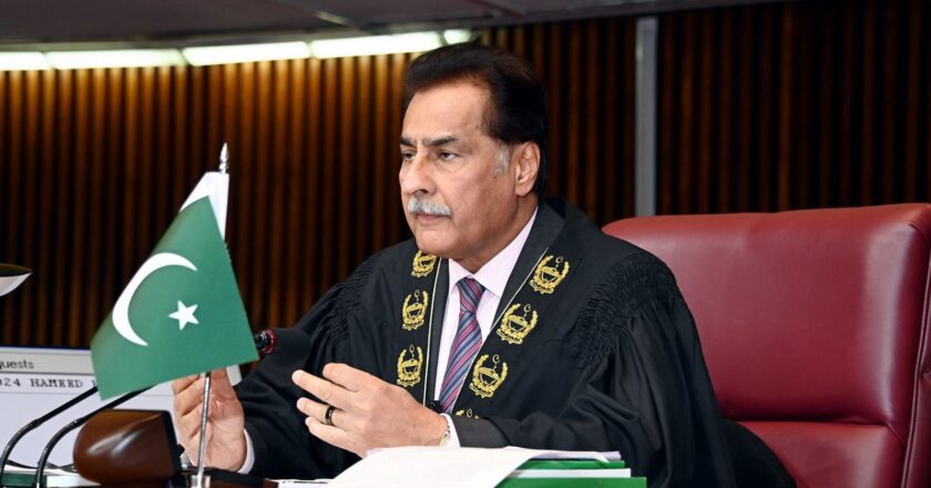 Speaker National Assembly Sardar Ayaz Sadiq expresses condolences on the death of Naveed Anjum’s mother