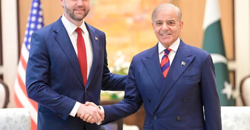Prime Minister Meets U.S. Vice President as Islamabad Talks Commence