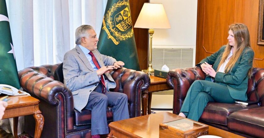 Pakistan, UK Discuss Regional Situation; London Backs Islamabad’s Diplomatic Role