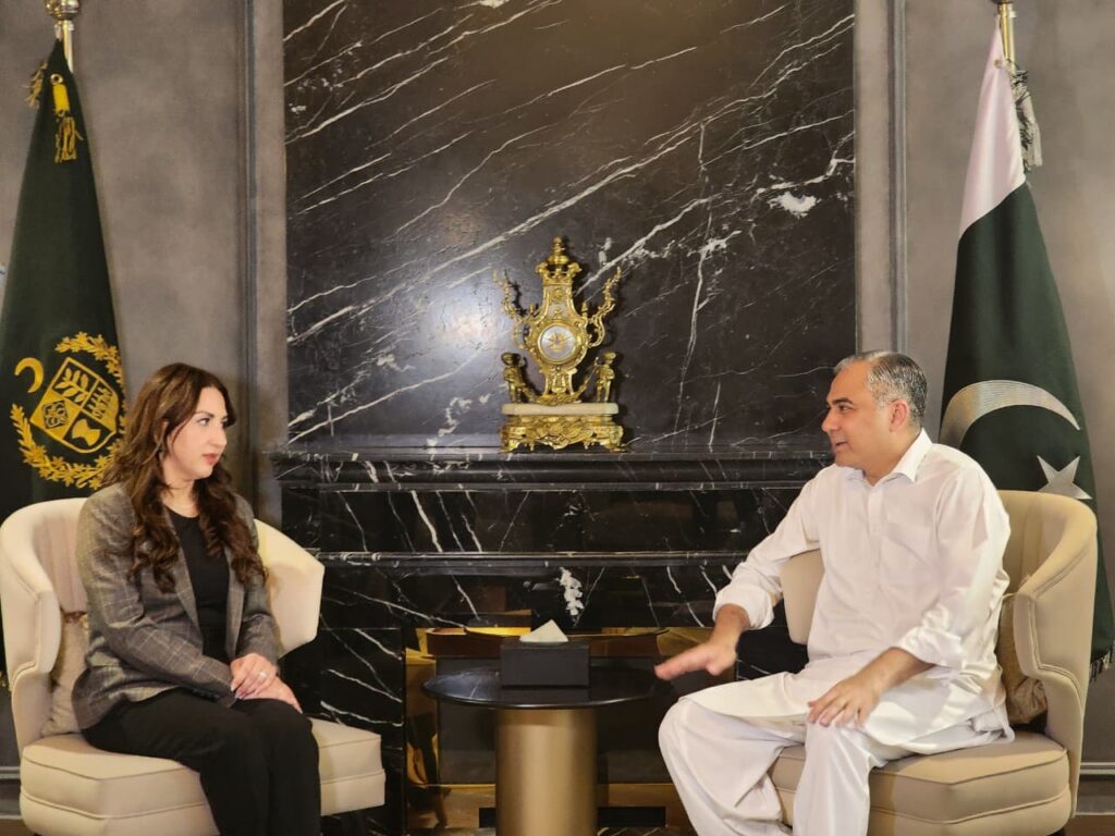 Interior Minister Mohsin Naqvi Meets U.S. Ambassador Natalie Baker; Discusses Regional Situation, Islamabad Talks and Ceasefire Extension