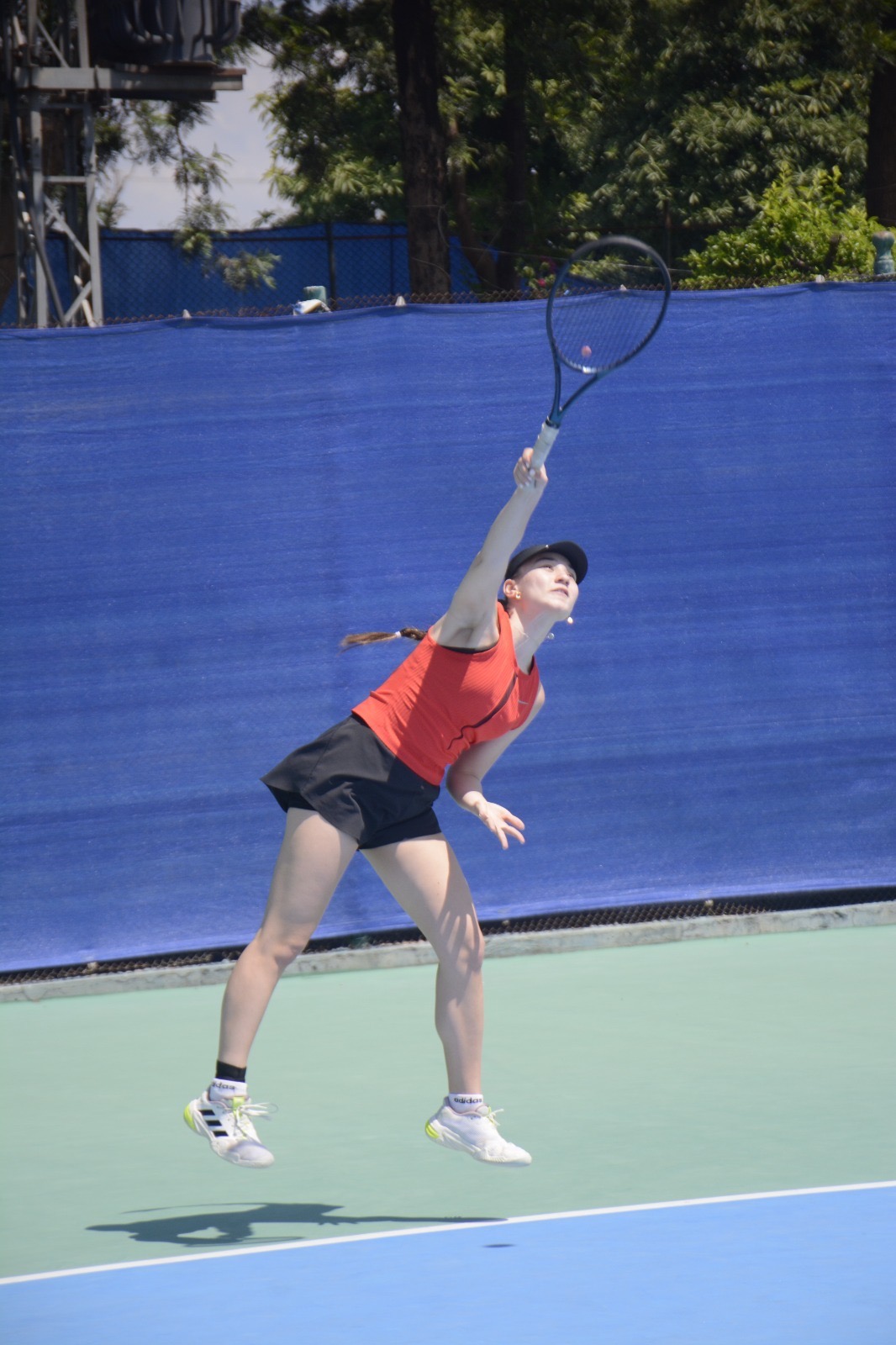 **Press Release****ITF Pakistan 3rd Zainab Ali Naqvi Memorial World Junior Tennis Championship 2026 Kicks Off in Islamabad****Islamabad, April 8, 2026:** The Pakistan Tennis Federation (PTF) has officially announced the commencement of the ITF Pakistan 3rd Zainab Ali Naqvi Memorial World Junior Tennis Championship 2026 (Leg-1), which began on April 6, 2026, at the PTF Tennis Complex in Islamabad.The prestigious international event has attracted emerging tennis talent from across the globe, with a total of 39 players — 24 boys and 15 girls — representing 14 countries, including Pakistan, Kazakhstan, Singapore, Japan, China, Australia, Russia, Poland, South Korea, Sri Lanka, Bangladesh, Malaysia, Hong Kong, and Thailand.The championship is being held in memory of Zainab Ali Naqvi, a promising young tennis player from Karachi who tragically passed away on February 12, 2024, after suffering a heart attack during an ITF Junior Tournament in Islamabad. The event stands as a tribute to her passion for the sport and aims to preserve her legacy within the international tennis community.President PTF Aisam-ul-Haq Qureshi, along with Secretary General Col. Zia-ud-Din Tufail and other officials, paid heartfelt tribute to Zainab. They emphasized that the tournament is a meaningful initiative to honor her memory while promoting junior tennis development in Pakistan.The PTF extended a warm welcome to all participating players and officials, expressing confidence that the championship will showcase high-quality tennis and foster international sportsmanship.**Ends**
