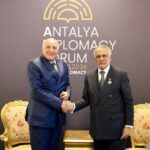 Algeria, Pakistan Agree to Strengthen Bilateral Ties, Discuss Regional Peace Efforts at Antalya Forum