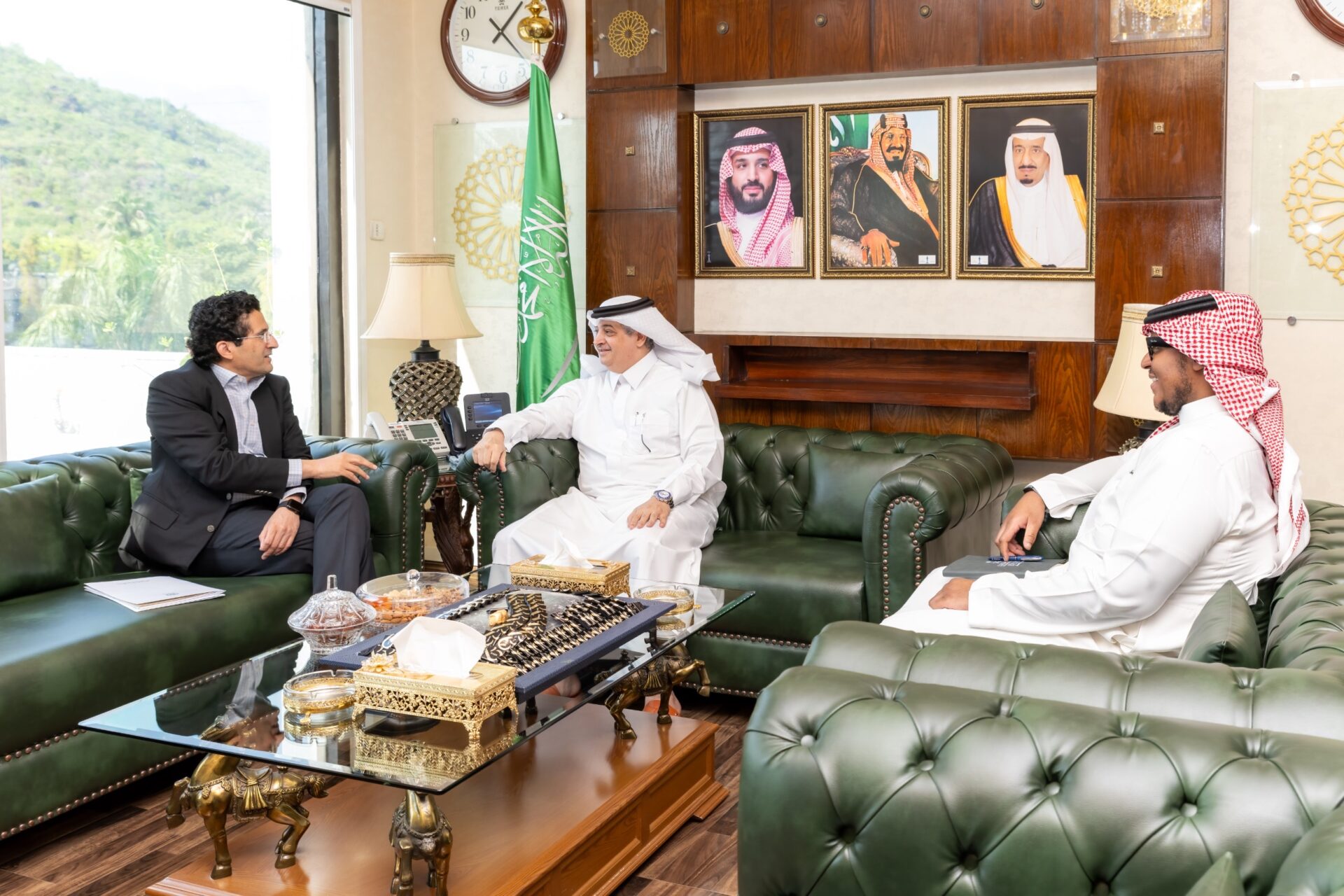 Ali Pervaiz Malik, Saudi Ambassador Discuss Energy Security & Refinery Upgradation Options
